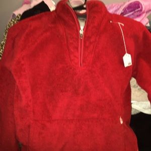 North face pull over